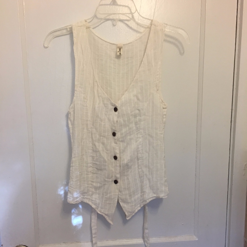 Yoli & Otis Vest